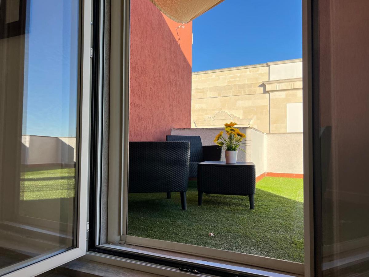 Loft Con Terrazzo A Livello Stazione Διαμέρισμα Λέτσε Εξωτερικό φωτογραφία