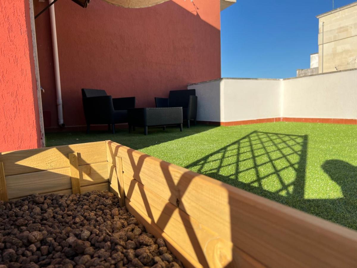 Loft Con Terrazzo A Livello Stazione Διαμέρισμα Λέτσε Εξωτερικό φωτογραφία